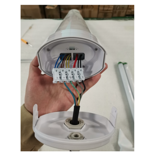 8020-sll-tri-40w-bat-120cm  